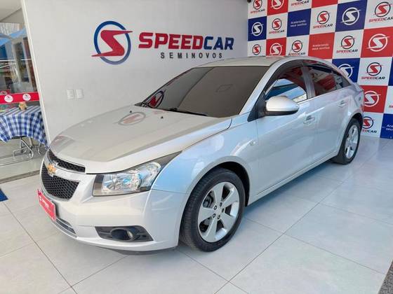 CHEVROLET CRUZE 1.8 LT 16V FLEX 4P AUTOMÁTICO CHEVROLET CRUZE 1.8 LT 16V FLEX 4P AUTOMÁTICO